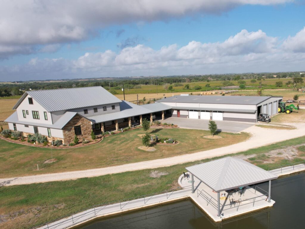 Bldg & Roofing